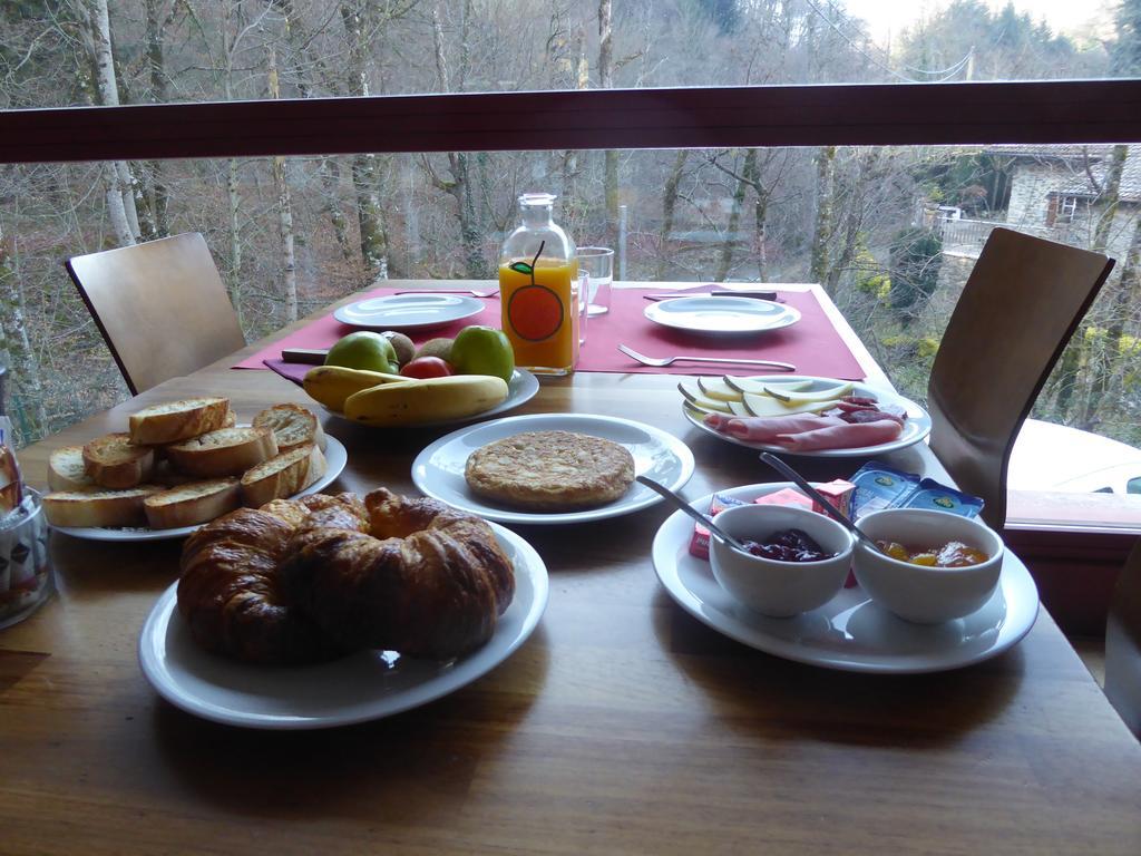 Hostal Rural Arrobi Borda Eugi Εξωτερικό φωτογραφία